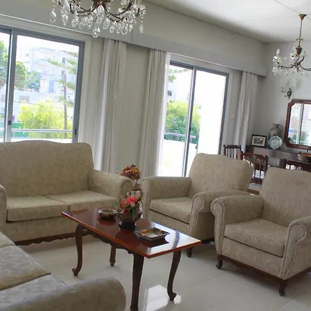 Luxury Upper-level House In Down Town Σπίτι διακοπών Λεμεσός